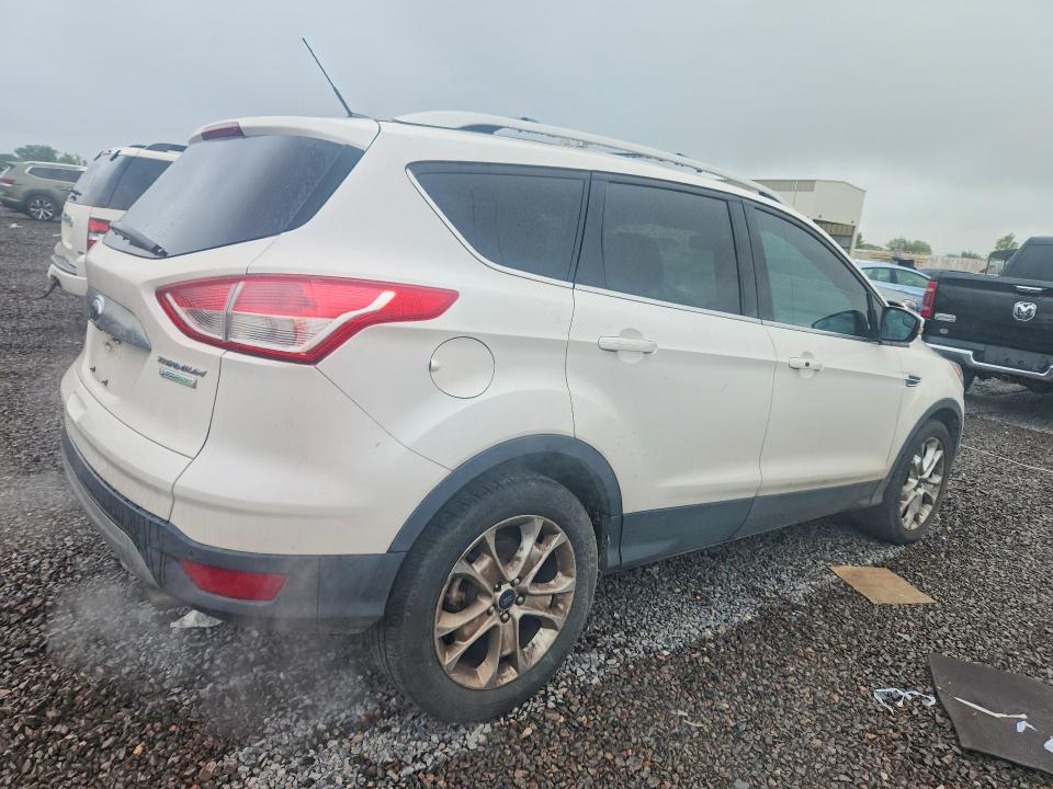 Продажа на аукционе авто 2015 Ford Escape, vin: 1FMCU0J9XFUB93916, номер лота: 69973766