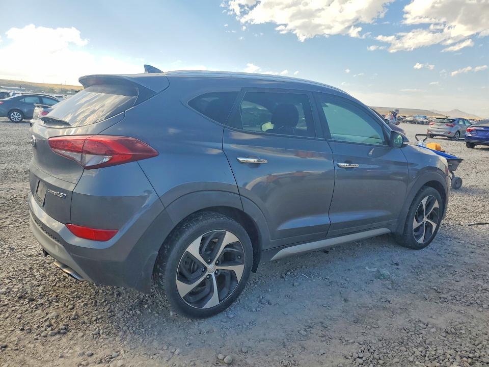 Продажа на аукционе авто 2017 Hyundai Tucson, vin: KM8J33A2XHU320892, номер лота: 69535956