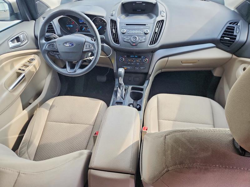 69032506 :رقم المزاد ، 1FMCU0GD6HUB35087 vin ، 2017 Ford Escape مزاد بيع