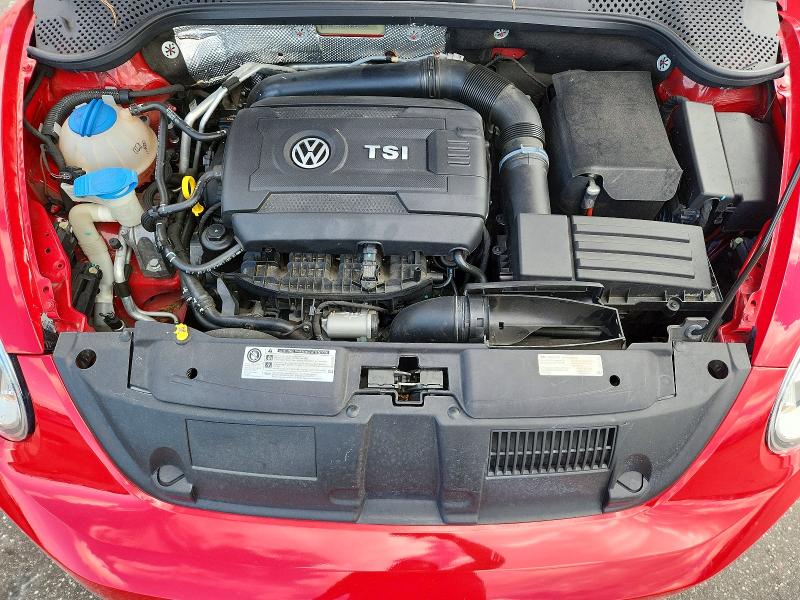 2014 Volkswagen Beetle მანქანა იყიდება აუქციონზე, vin: 3VW7S7AT2EM801539, აუქციონის ნომერი: 71084376