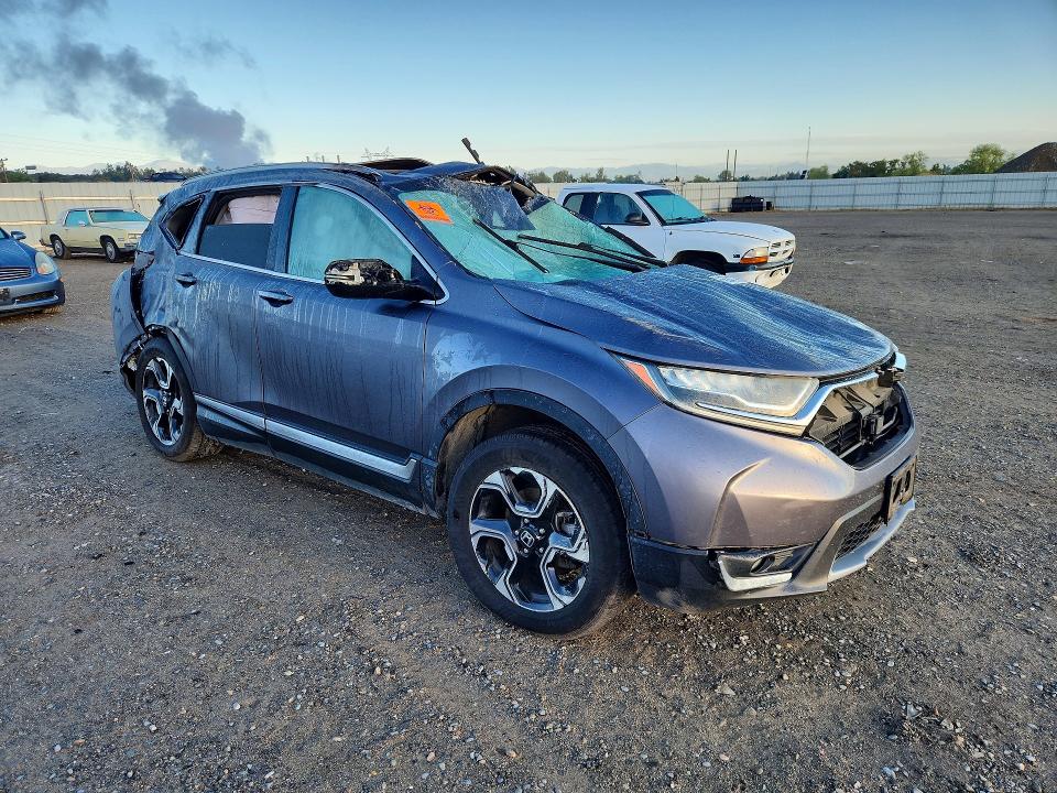 Aukcja sprzedaży 2018 Honda Cr-v, vin: 7FARW2H98JE060989, numer aukcji: 66848736