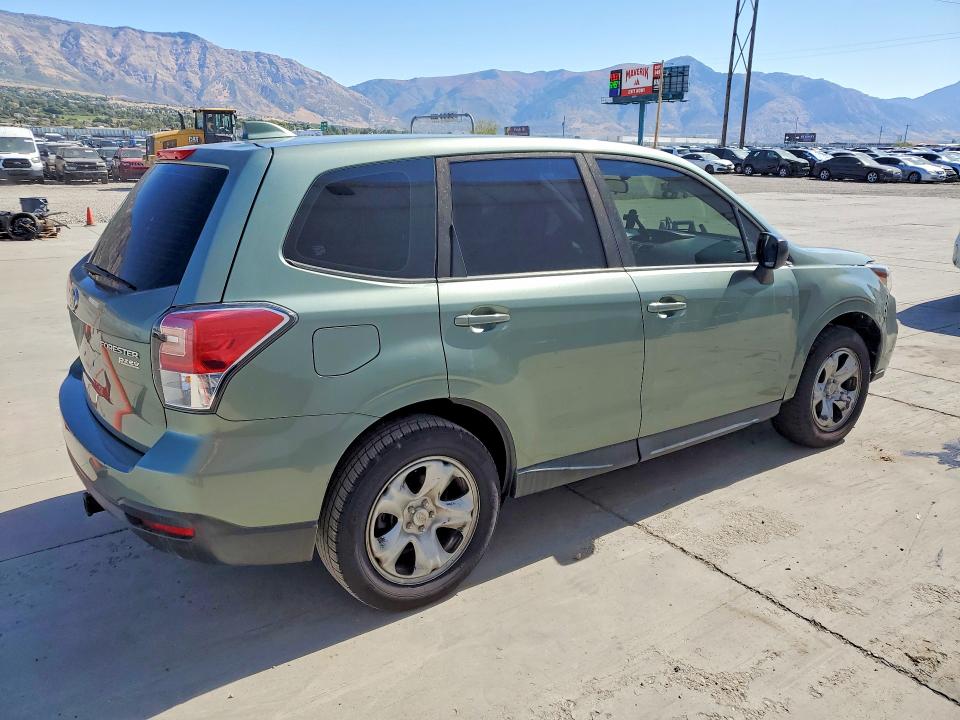 Продажа на аукционе авто 2017 Subaru Forester, vin: JF2SJAAC4HH456666, номер лота: 70371816