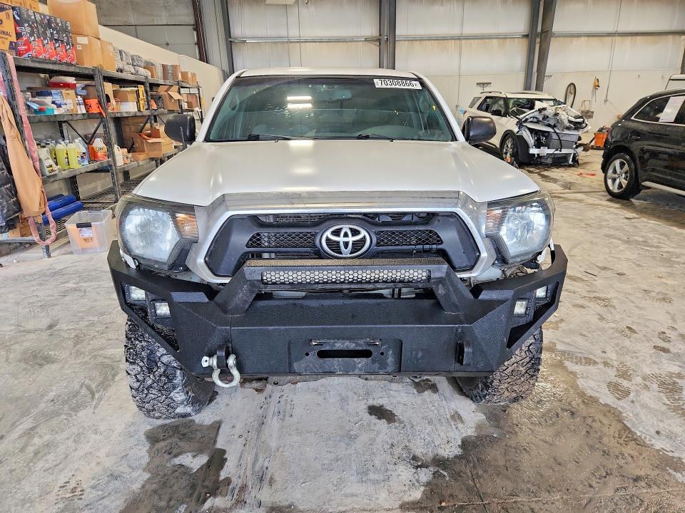 Продажа на аукционе авто 2013 Toyota Tacoma, vin: 3TMLU4EN8DM112366, номер лота: 70308866