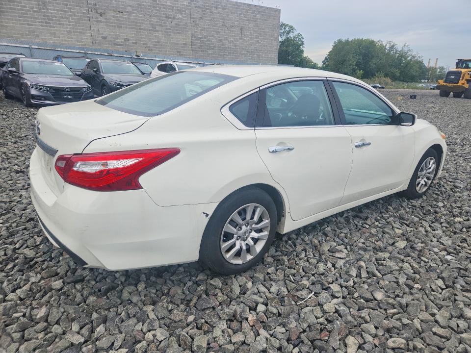 2016 Nissan Altima მანქანა იყიდება აუქციონზე, vin: 1N4AL3APXGC255830, აუქციონის ნომერი: 69080766