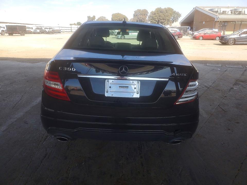 Продаж на аукціоні авто 2013 Mercedes-benz C, vin: WDDGF8AB5DG134534, номер лоту: 70014296