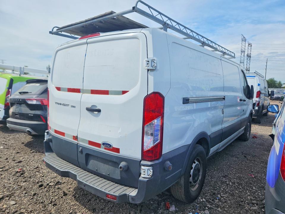 64276966 :رقم المزاد ، 1FTBW2YM1GKB33276 vin ، 2016 Ford Transit مزاد بيع