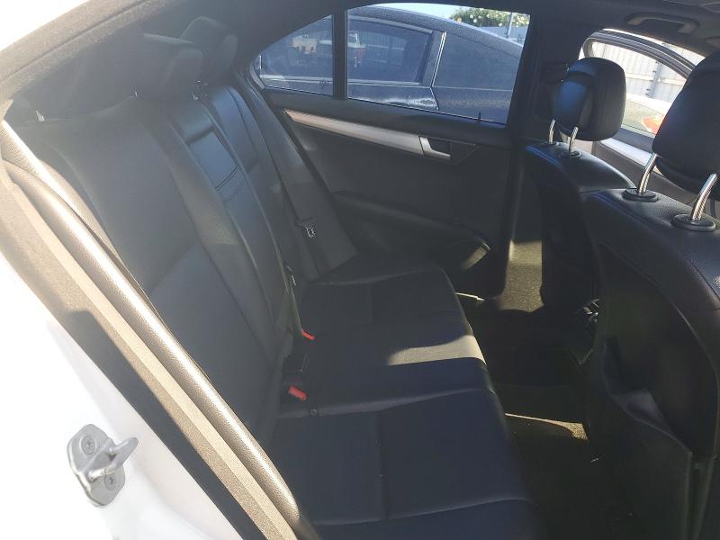 67404036 :رقم المزاد ، WDDGF4HB1EG239426 vin ، 2014 Mercedes-benz C مزاد بيع