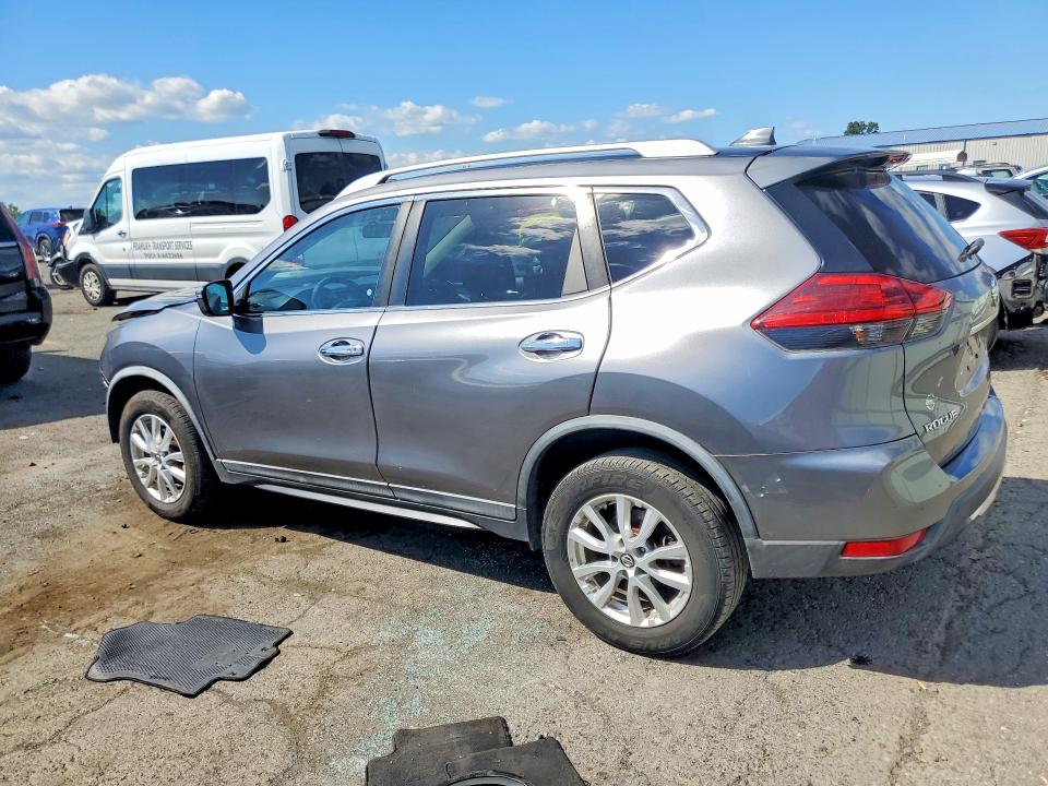 Продаж на аукціоні авто 2017 Nissan Rogue, vin: KNMAT2MV2HP614578, номер лоту: 69387116