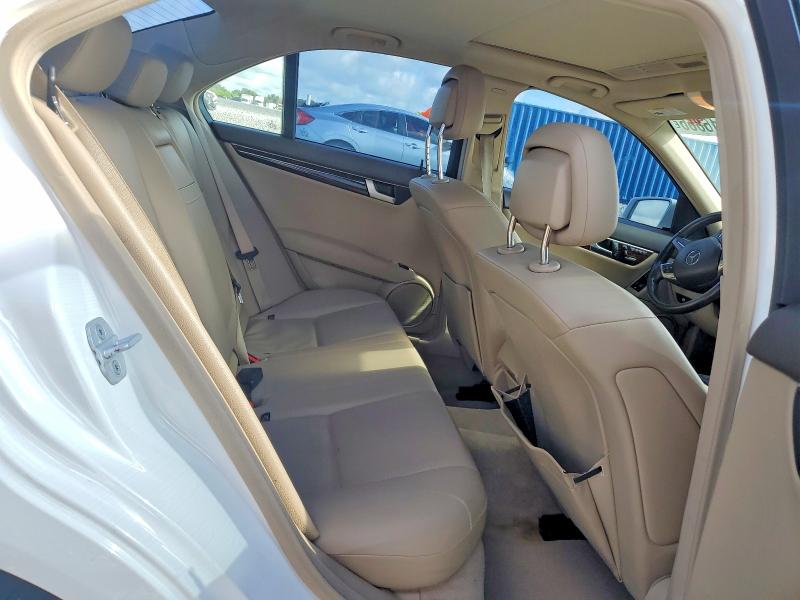 2014 Mercedes-benz C მანქანა იყიდება აუქციონზე, vin: WDDGF8AB7EG180514, აუქციონის ნომერი: 66516866