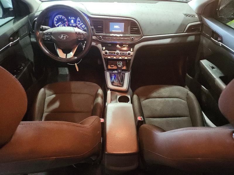 70075956 :رقم المزاد ، 5NPD74LF3LH512900 vin ، 2020 Hyundai Elantra مزاد بيع