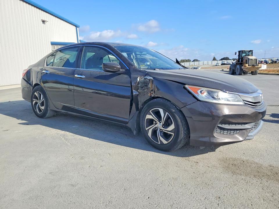 68917426 :رقم المزاد ، 1HGCR2F33GA010768 vin ، 2016 Honda Accord مزاد بيع