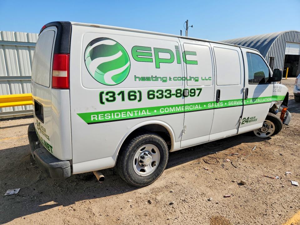 66017486 :رقم المزاد ، 1GCWGFBA1B1105416 vin ، 2011 Chevrolet Express 2500 مزاد بيع