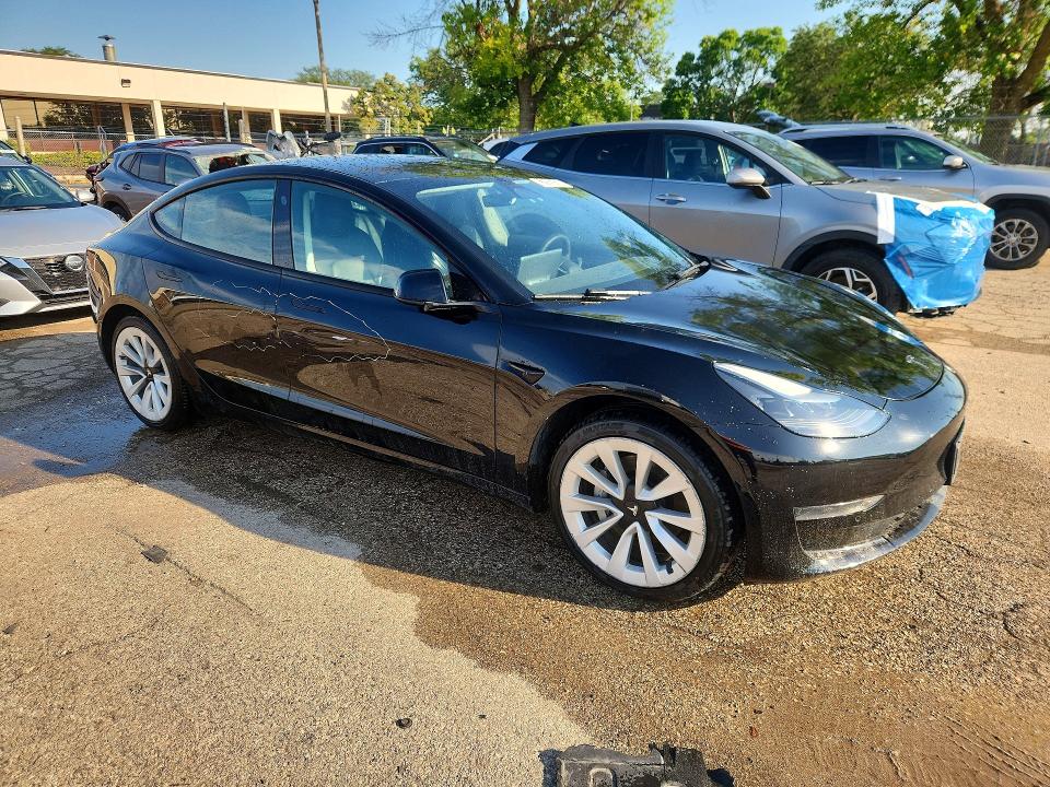 67826436 :رقم المزاد ، 5YJ3E1EA0NF288813 vin ، 2022 Tesla Model 3 مزاد بيع
