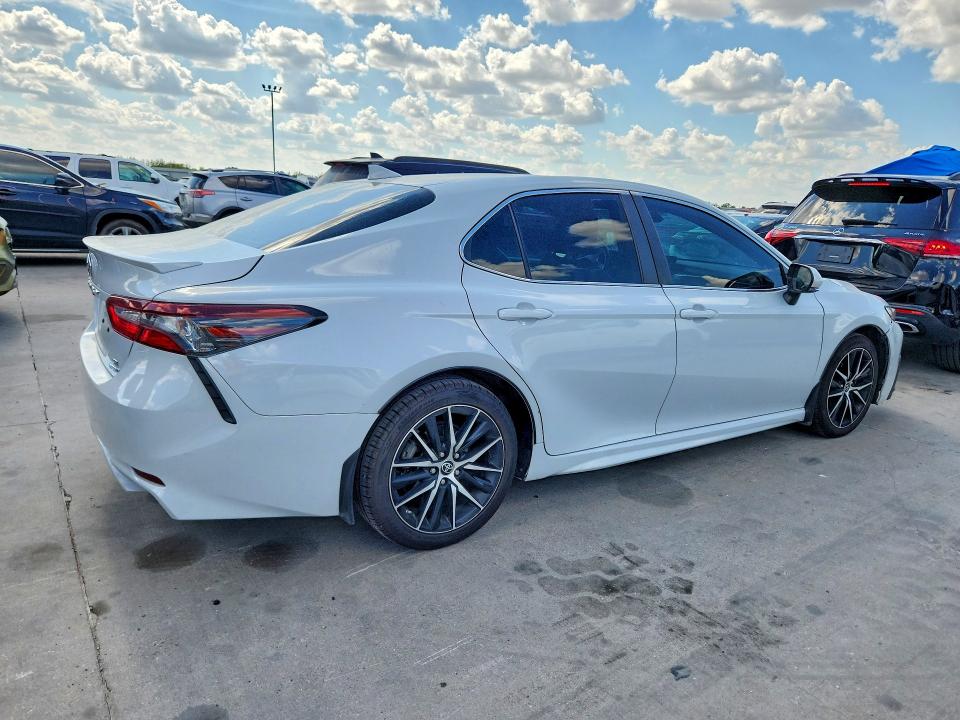 Aukcja sprzedaży 2024 Toyota Camry Hybrid, vin: 4T1S31AK2RU060692, numer aukcji: 68035516