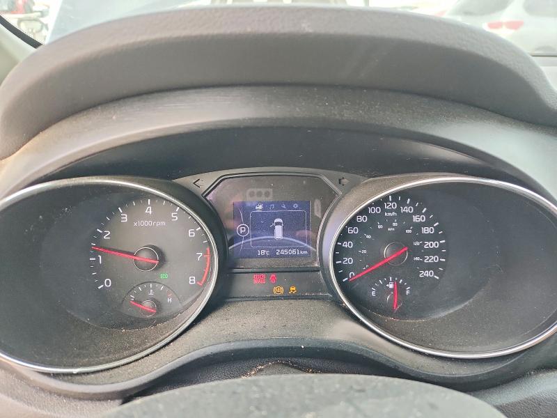 70137556 :رقم المزاد ، KNDMB5C18H6258739 vin ، 2017 Kia Sedona مزاد بيع