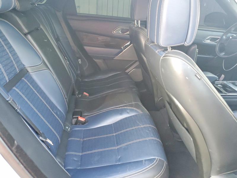 68490346 :رقم المزاد ، SALYM2RN0JA733235 vin ، 2018 Land Rover Range Rover Velar مزاد بيع