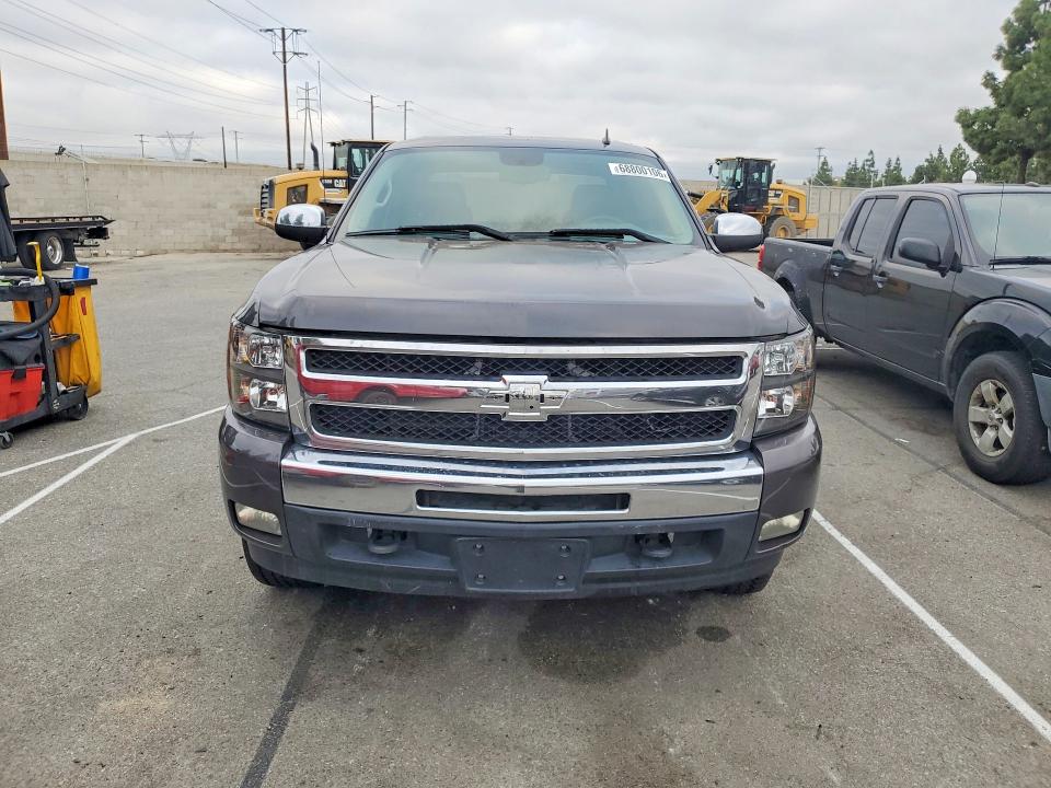 2011 Chevrolet Silverado მანქანა იყიდება აუქციონზე, vin: 3GCPCSE02BG162981, აუქციონის ნომერი: 68800106