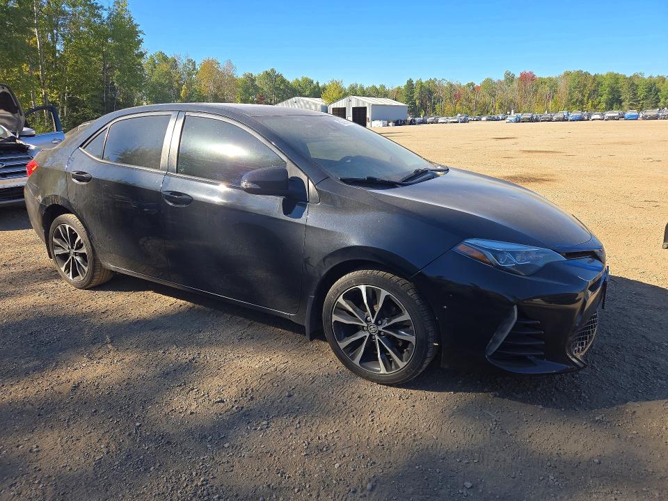 Продажа на аукционе авто 2018 Toyota Corolla, vin: 2T1BURHE8JC985558, номер лота: 69790556