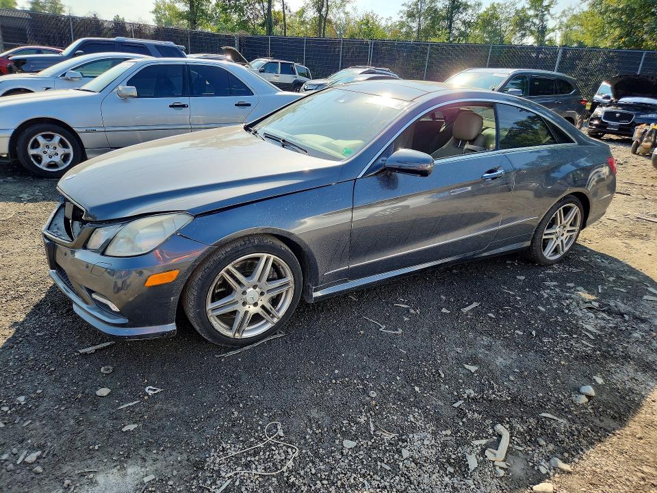 Продажа на аукционе авто 2010 Mercedes-benz E, vin: WDDKJ7CB2AF000405, номер лота: 67704016