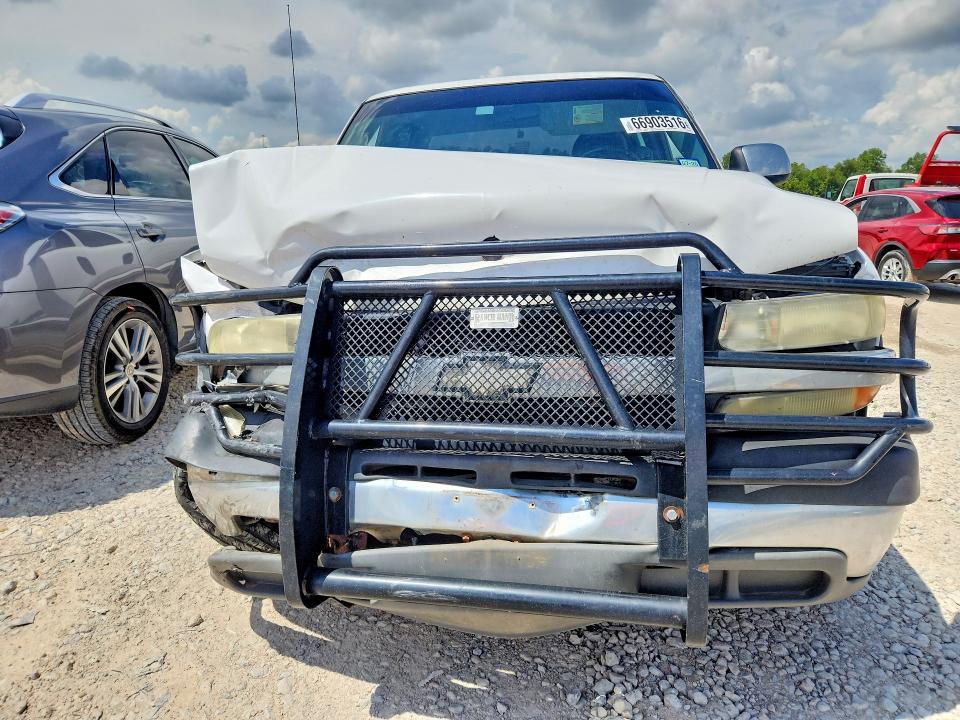 Продажа на аукционе авто 2002 Chevrolet Silverado, vin: 1GCHC23U72F236603, номер лота: 66903516