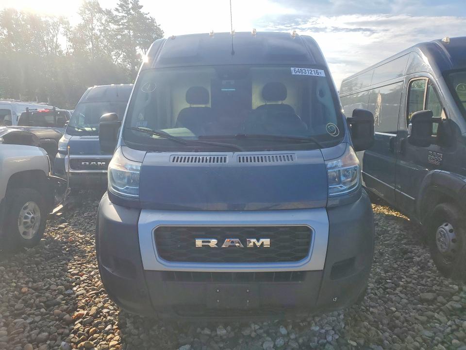 64831216 :رقم المزاد ، 3C6MRVJG3ME572006 vin ، 2021 Ram Promaster 3500 مزاد بيع