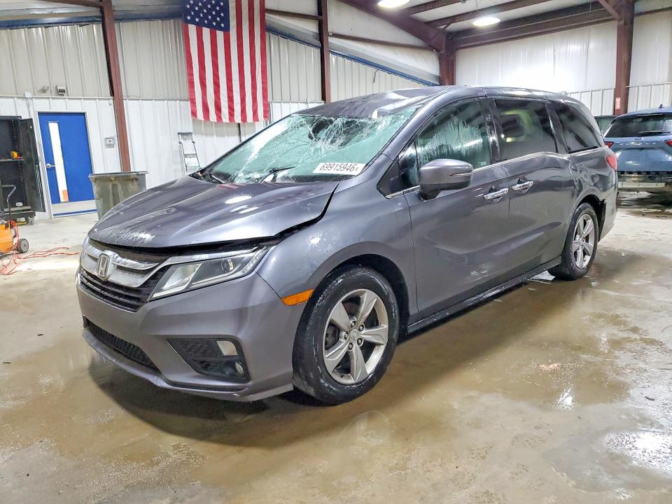 Продажа на аукционе авто 2018 Honda Odyssey, vin: 5FNRL6H58JB063853, номер лота: 69915946