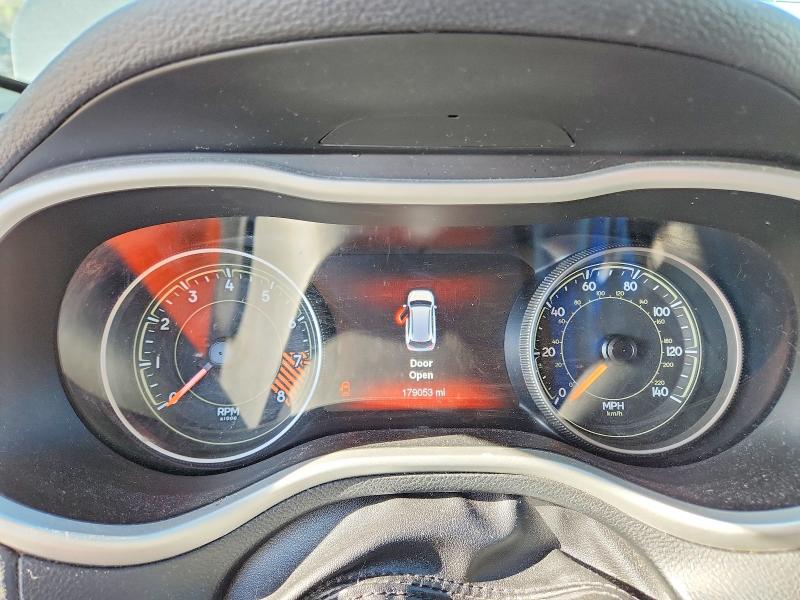 Продажа на аукционе авто 2015 Jeep Cherokee, vin: 1C4PJMBSXFW698818, номер лота: 68896816
