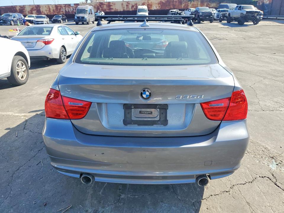 2011 Bmw 335 მანქანა იყიდება აუქციონზე, vin: WBAPN7C59BA950254, აუქციონის ნომერი: 68871756