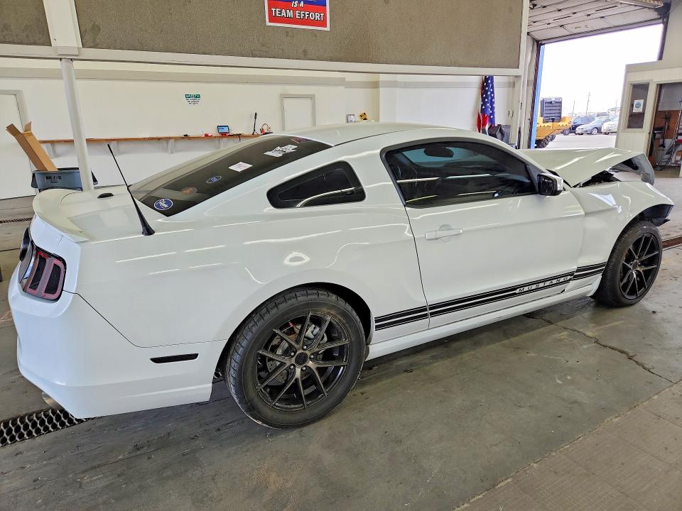 Продажа на аукционе авто 2014 Ford Mustang, vin: 1ZVBP8AM0E5292695, номер лота: 70283666