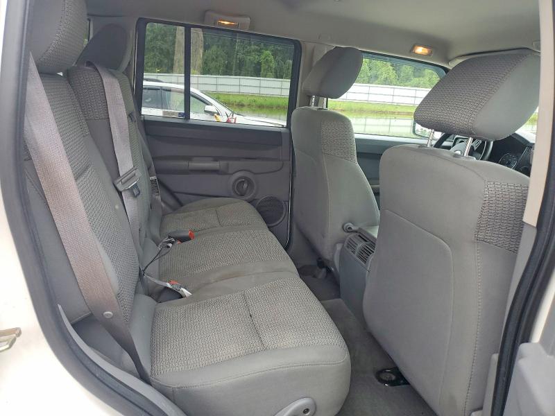 2006 Jeep Commander მანქანა იყიდება აუქციონზე, vin: 1J8HG48K16C342536, აუქციონის ნომერი: 69419256
