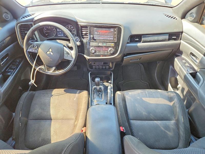 Продаж на аукціоні авто 2018 Mitsubishi Outlander, vin: JA4AD3A32JZ047105, номер лоту: 68813616