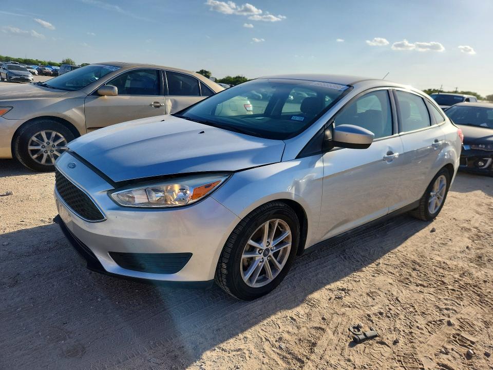 66555366 :رقم المزاد ، 1FADP3F26JL240232 vin ، 2018 Ford Focus مزاد بيع