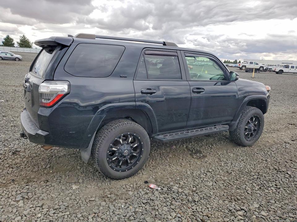 68218456 :رقم المزاد ، JTEBU5JR7K5718802 vin ، 2019 Toyota 4runner مزاد بيع