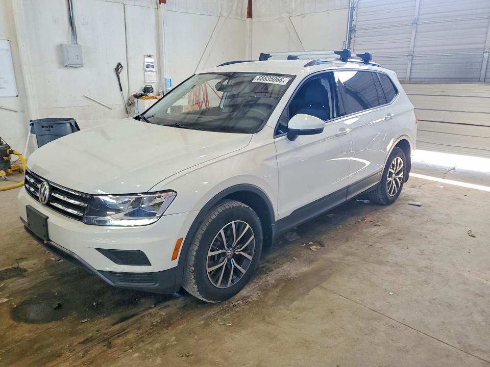 2021 Volkswagen Tiguan მანქანა იყიდება აუქციონზე, vin: 3VV0B7AX2MM052717, აუქციონის ნომერი: 68835066