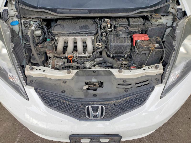 67318366 :رقم المزاد ، JHMGE8H37DC078131 vin ، 2013 Honda Fit مزاد بيع