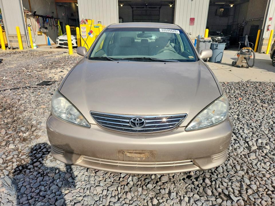 Продаж на аукціоні авто 2005 Toyota Camry, vin: 4T1BE30K05U031984, номер лоту: 69596626