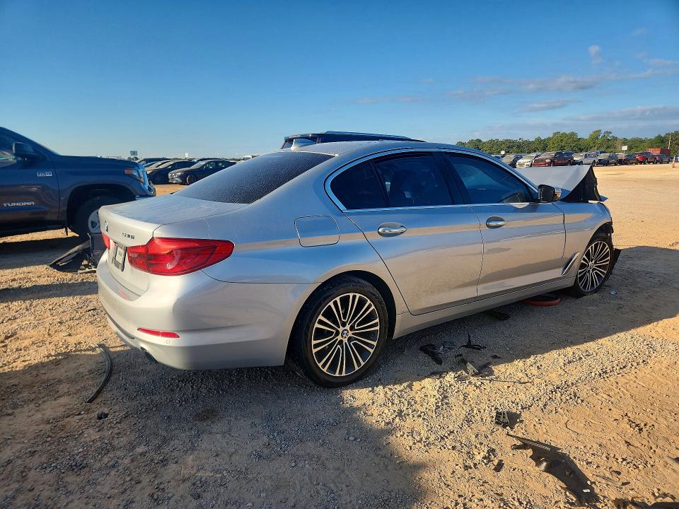 70295266 :رقم المزاد ، WBAJA5C51JWA37272 vin ، 2018 Bmw 530 مزاد بيع