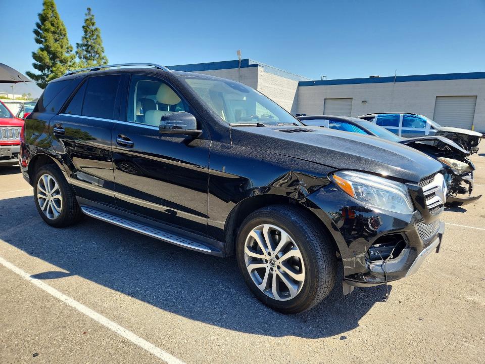 Продаж на аукціоні авто 2017 Mercedes-benz Gle, vin: 4JGDA5HB2HA905875, номер лоту: 69640076
