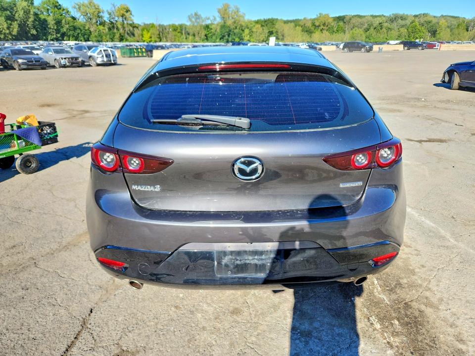 Продажа на аукционе авто 2021 Mazda 3, vin: JM1BPAKL3M1402533, номер лота: 68281506