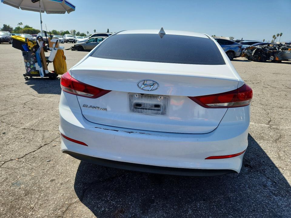 2018 Hyundai Elantra მანქანა იყიდება აუქციონზე, vin: 5NPD84LFXJH399313, აუქციონის ნომერი: 68693666