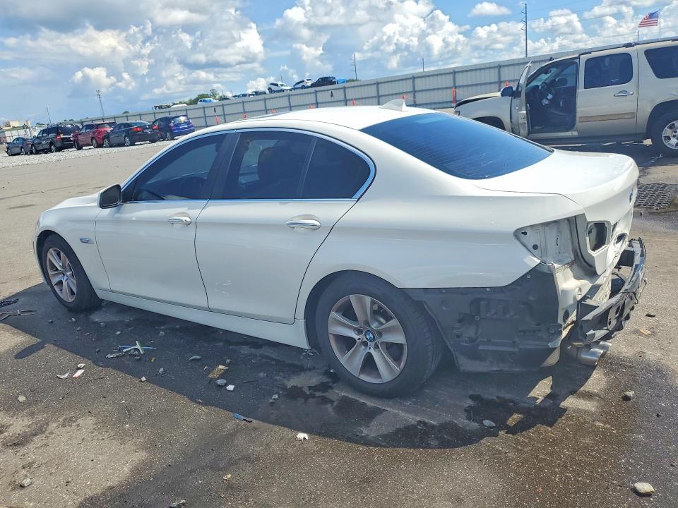 67777546 :رقم المزاد ، WBAFR1C59BC750864 vin ، 2011 Bmw 528 مزاد بيع