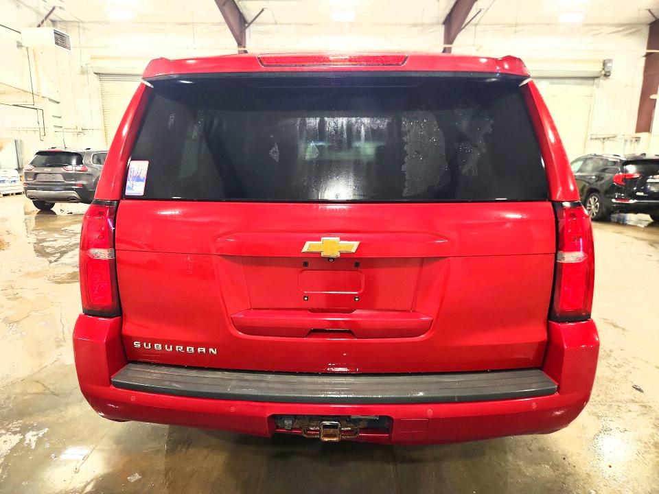 Продажа на аукционе авто 2015 Chevrolet Suburban, vin: 1GNSKJKC1FR175661, номер лота: 70310606