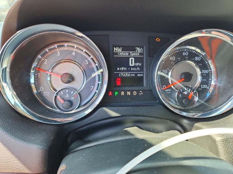 69108786 :رقم المزاد ، 2A4RR5DG9BR636985 vin ، 2011 Chrysler Town & Country مزاد بيع
