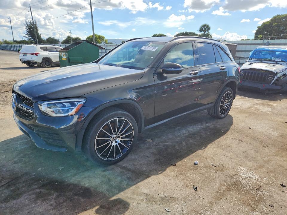 Продажа на аукционе авто 2021 Mercedes-benz Glc, vin: W1N0G8DB9MF998005, номер лота: 70371376