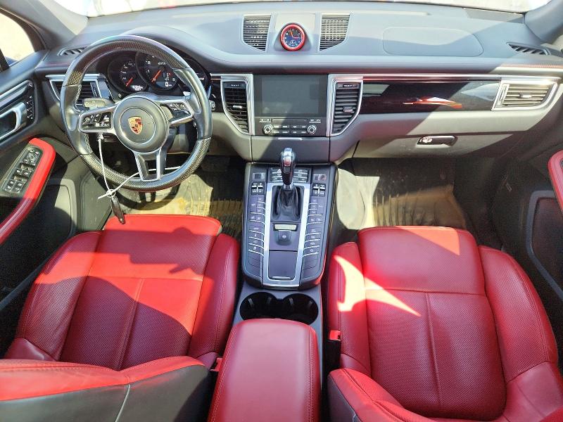 Auction sale of the 2018 Porsche Macan, vin: WP1AG2A51JLB63311, lot number: 68896356