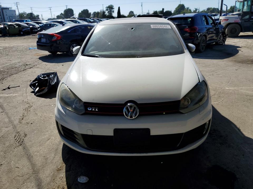 2013 Volkswagen Gti მანქანა იყიდება აუქციონზე, vin: WVWHD7AJ0DW013938, აუქციონის ნომერი: 68658046