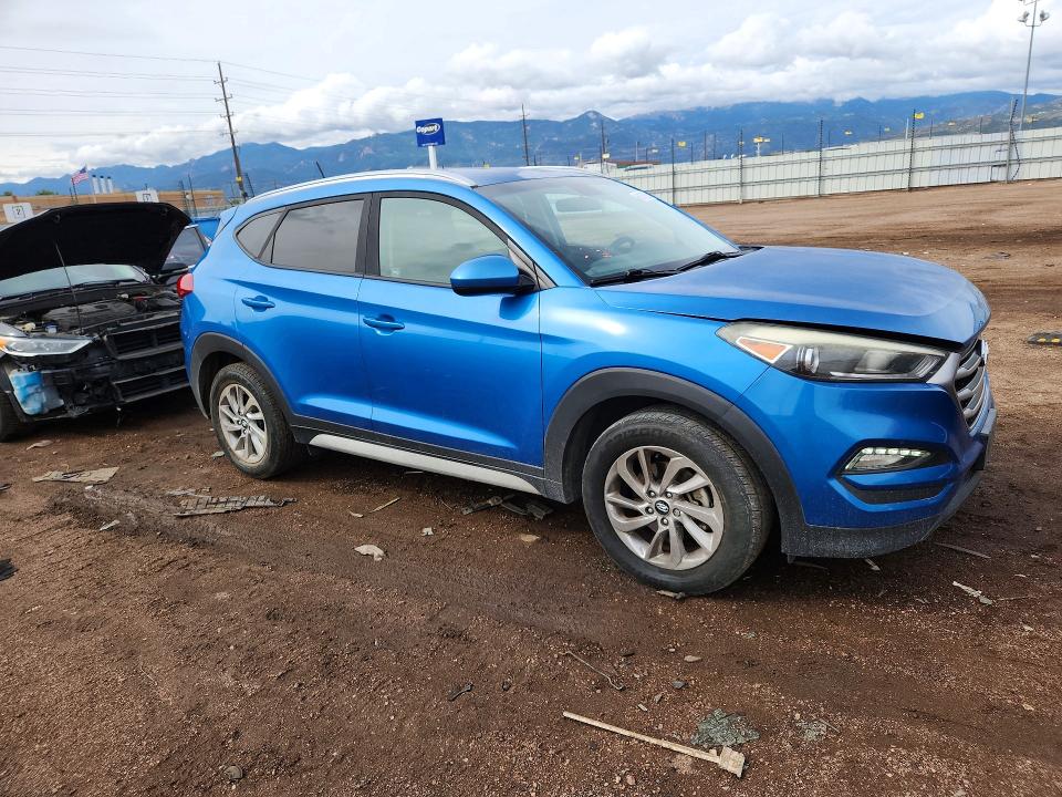 69876976 :رقم المزاد ، KM8J33A41HU467426 vin ، 2017 Hyundai Tucson مزاد بيع