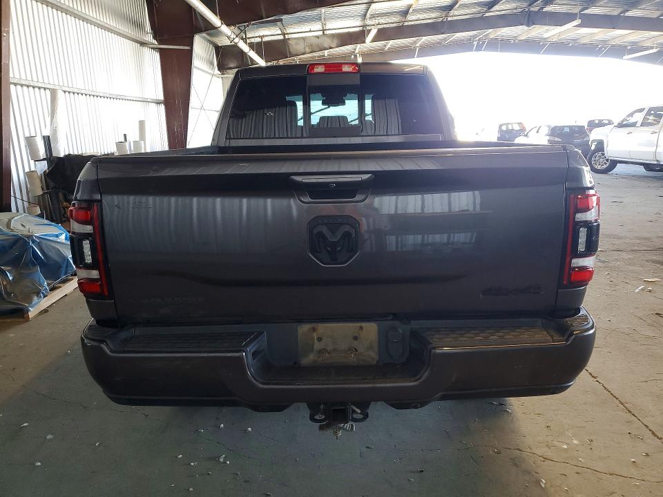 68066296 :رقم المزاد ، 3C6UR5FL1MG555814 vin ، 2021 Ram 2500 مزاد بيع