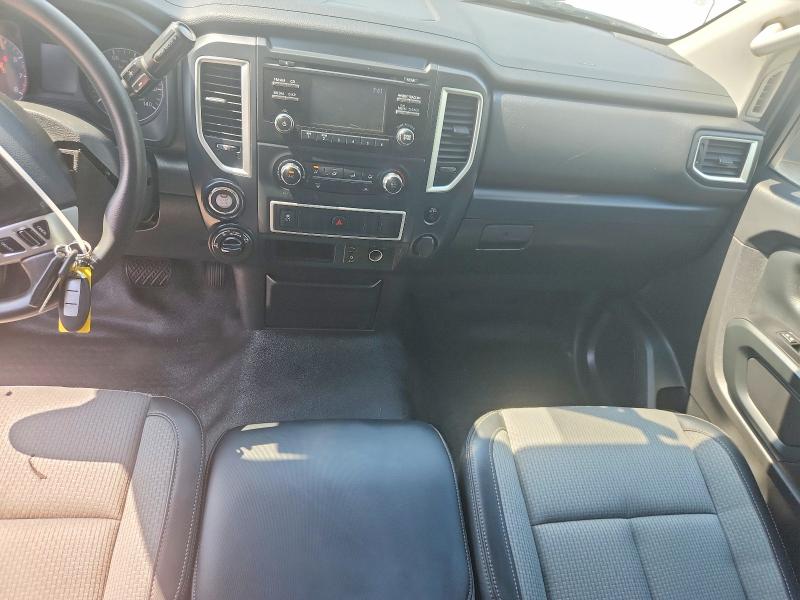 Продаж на аукціоні авто 2018 Nissan Titan Xd, vin: 1N6AA1RP7JN512301, номер лоту: 69424106