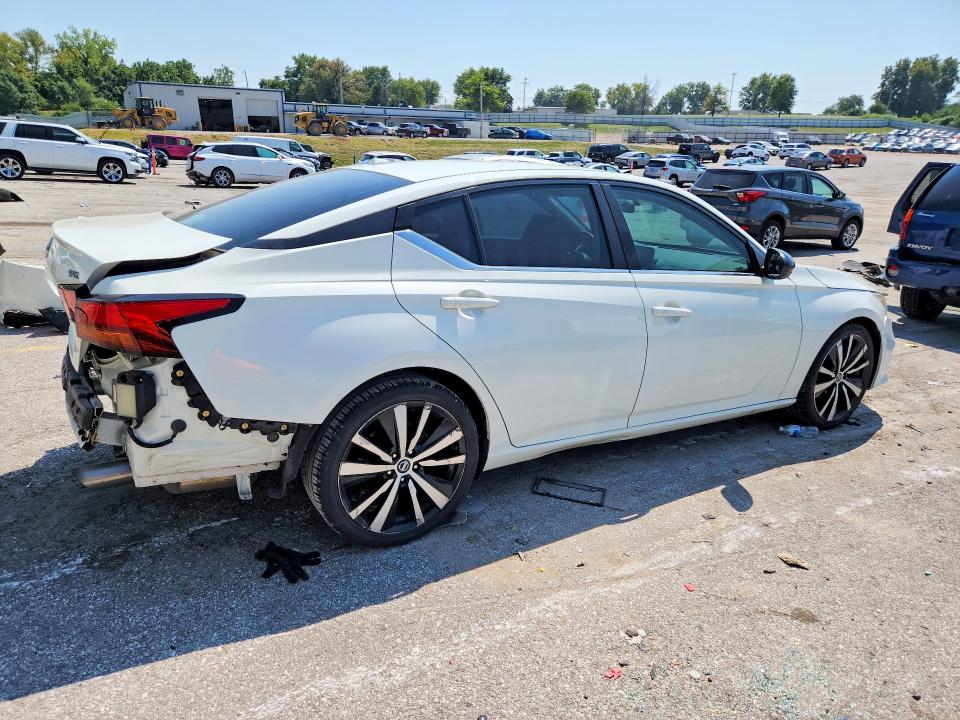 Продаж на аукціоні авто 2019 Nissan Altima, vin: 1N4BL4CV6KC191994, номер лоту: 67012396